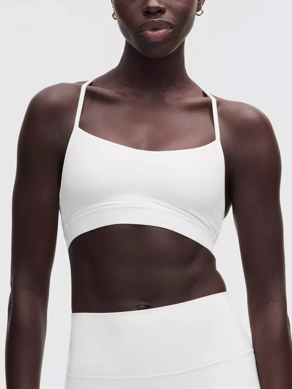 Lululemon flow y nulu bra